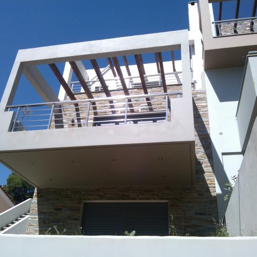 ΦΥΣΙΚΑ ΠΕΤΡΩΜΑΤΑ Πέτρα Καρύστου Σόκορο Πράσινο-Καφέ. 001