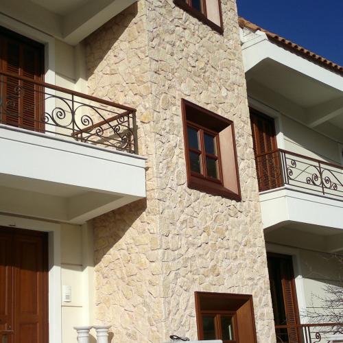 ΦΥΣΙΚΑ ΠΕΤΡΩΜΑΤΑ Πέτρα Συρίας Καπάκι Ακανόνιστο Κίτρινο Ανοιχτό. 001