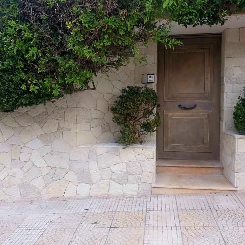ΦΥΣΙΚΑ ΠΕΤΡΩΜΑΤΑ Πέτρα Ιωαννίνων Καπάκι Ακανόνιστο Βελονιαστό Ζαχαρί. 001