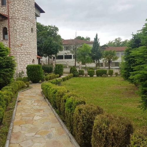 ΦΥΣΙΚΑ ΠΕΤΡΩΜΑΤΑ Πέτρα Άρτας Ακανόνιστη. 001